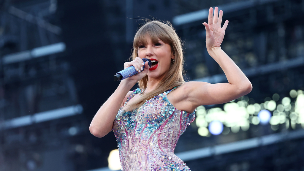 Taylor Swift's Singapore Performance Leaves Fans Worried About Her Health